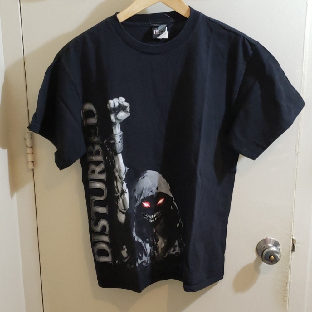 Mens Disturbed short sleeved t shirt size large